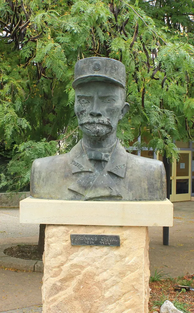 The bust of postman Cheval at Hauterives.